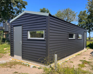 Zadeldak berging 4x10x3m te Zuid-Holland